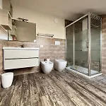 Center Gallery Bed & Breakfast 3*