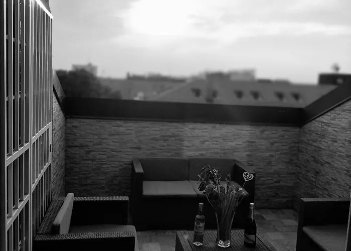 Center Gallery Bed & Breakfast 3*