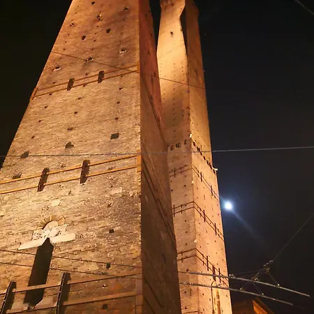 Center Gallery Nocleg ze śniadaniem 3*