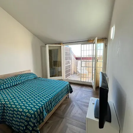 Center Gallery 3* Bolonia